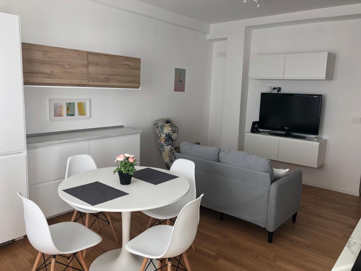 Garden View Salandra Apartment - Bari Policlinico エクステリア 写真