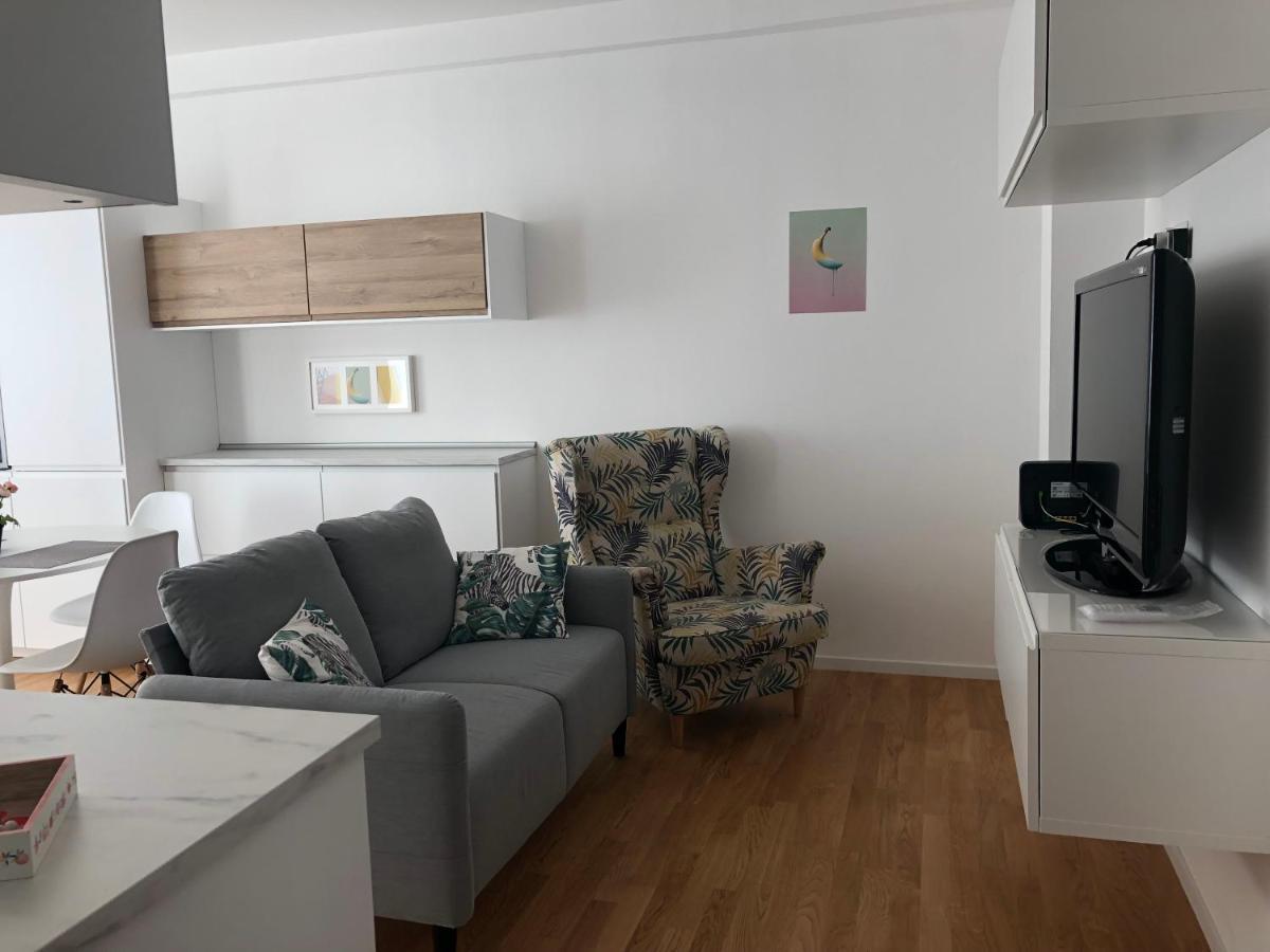 Garden View Salandra Apartment - Bari Policlinico エクステリア 写真