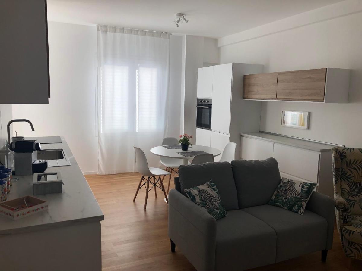 Garden View Salandra Apartment - Bari Policlinico エクステリア 写真